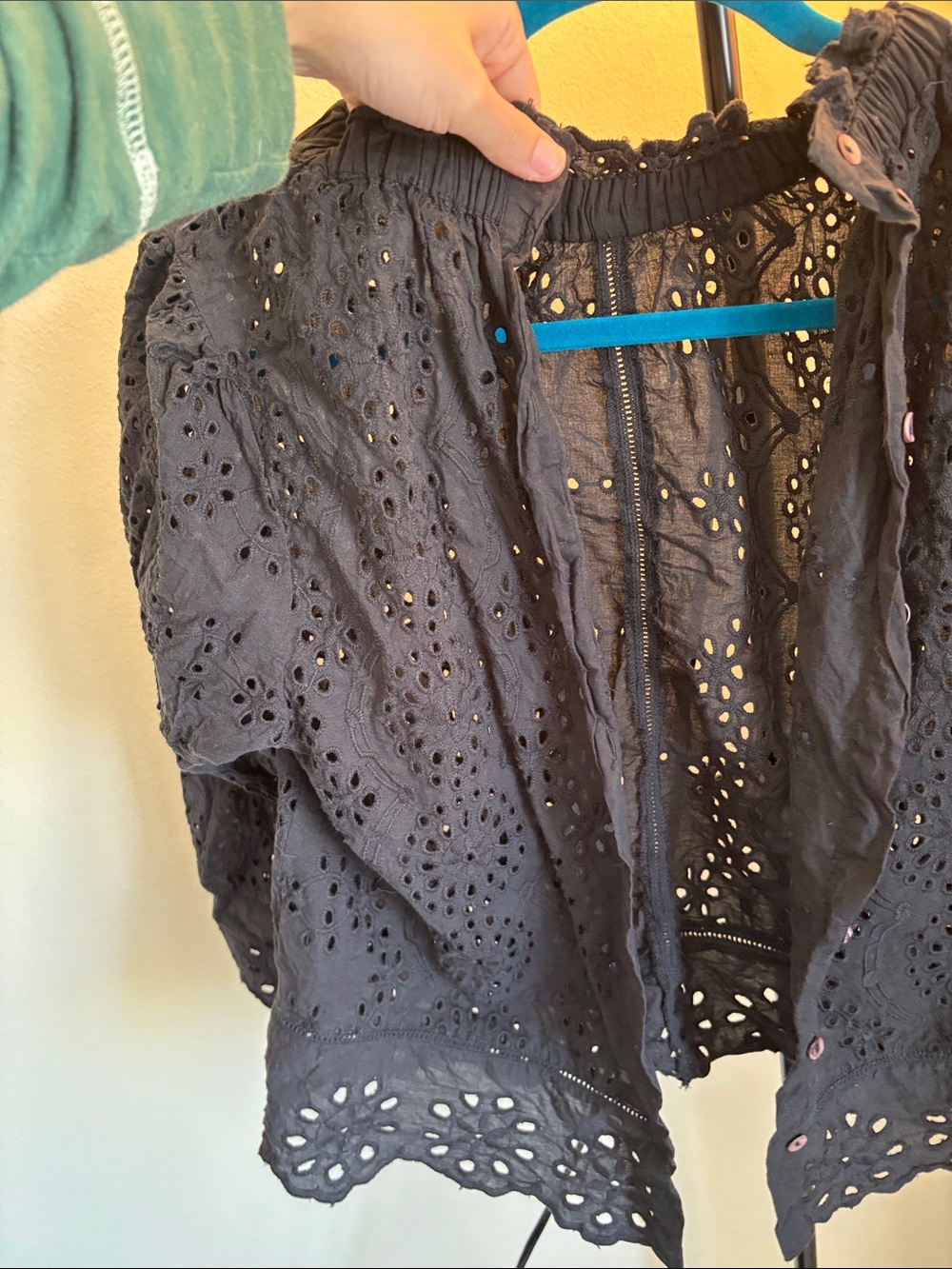 Jennifer & Grace Black Embroidered Knit Long Sleeve 3/4 Sleeve - Picture 5 of 11